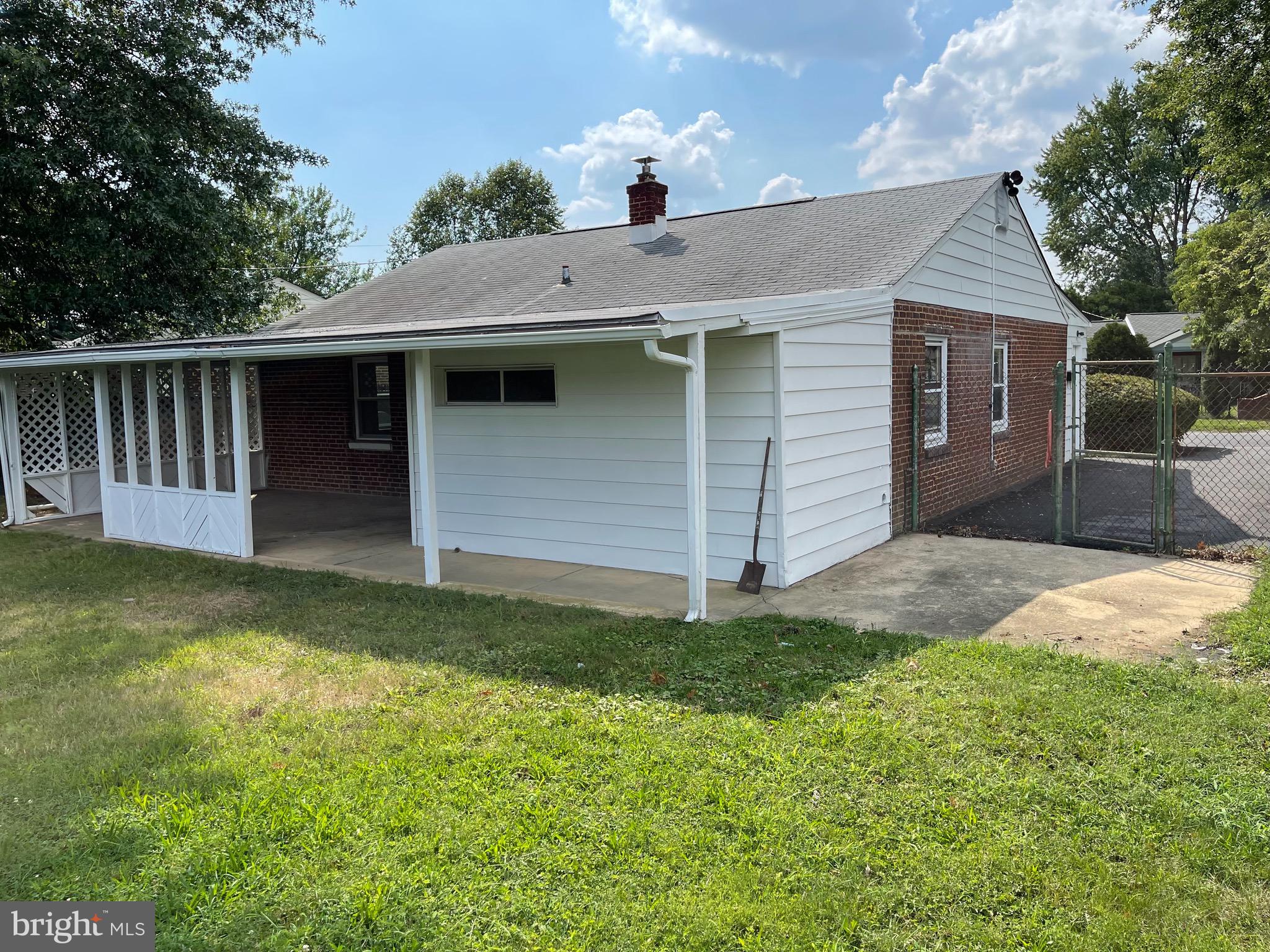 204 Sykes Road New Castle, DE 19720 - Photo 3 of 23 Gallery Image 3