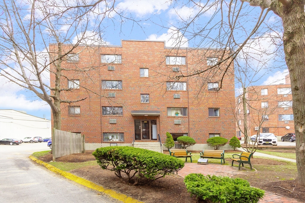 14 Riverside Street, Unit 31 Watertown, MA 02472 - Photo 17 of 25 Gallery Image 17