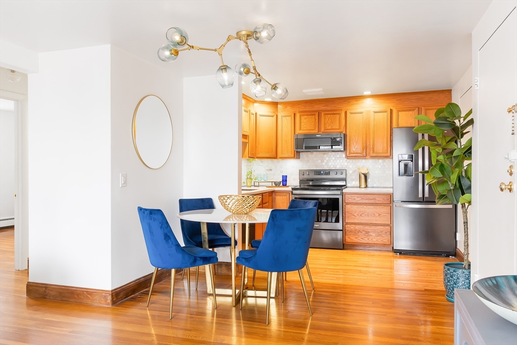 14 Riverside Street, Unit 31 Watertown, MA 02472 - Photo 7 of 25 Gallery Image 7