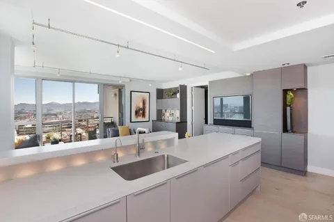 $1,795,000 | 229 Brannan Street, Unit 16E, San Francisco, CA 94107