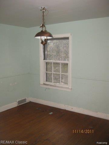 14172 Stahelin Road Detroit, MI 48223 - Photo 4 of 11 Stahelin 14172 pre-list 11-14-11