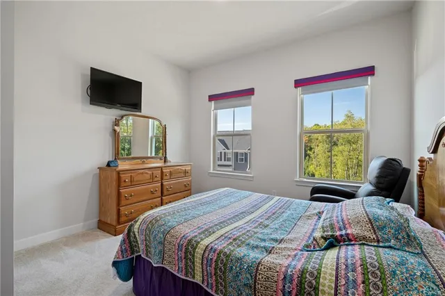 $389,900 | 5001 Lampl Lane, Jeannette, PA 15644