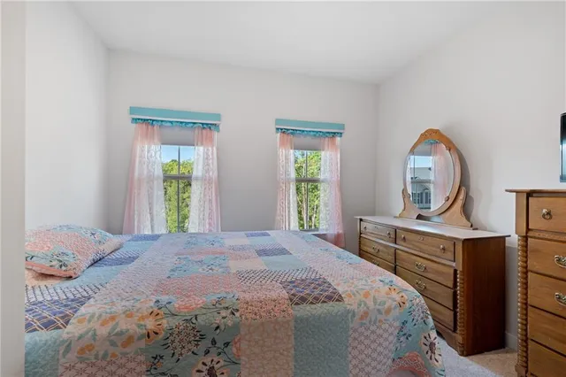 $389,900 | 5001 Lampl Lane, Jeannette, PA 15644