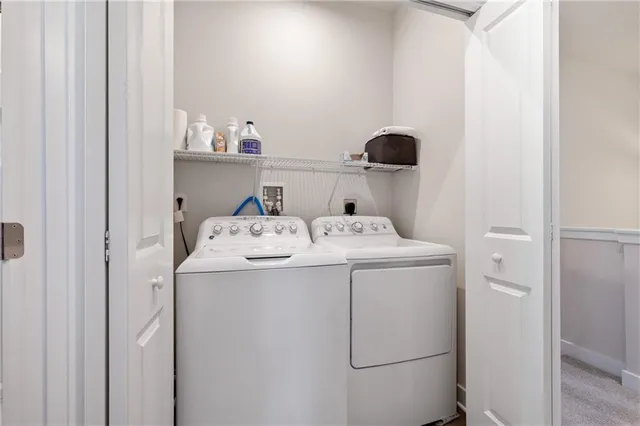 $389,900 | 5001 Lampl Lane, Jeannette, PA 15644