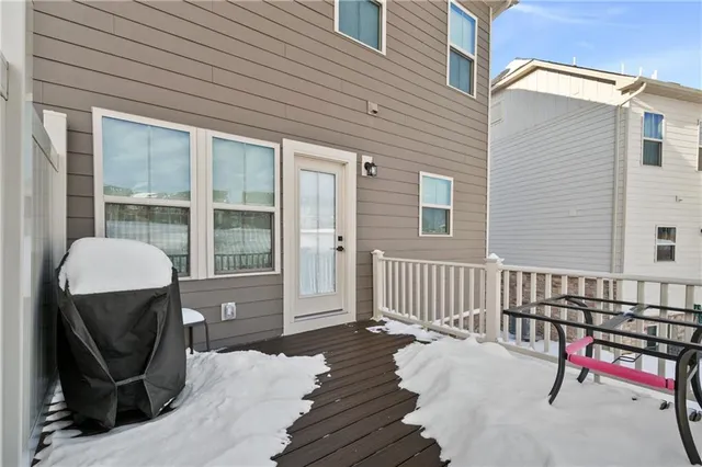 $389,900 | 5001 Lampl Lane, Jeannette, PA 15644