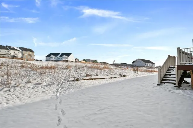 $389,900 | 5001 Lampl Lane, Jeannette, PA 15644