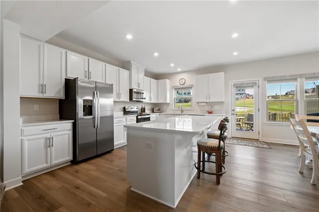 $389,900 | 5001 Lampl Lane, Jeannette, PA 15644