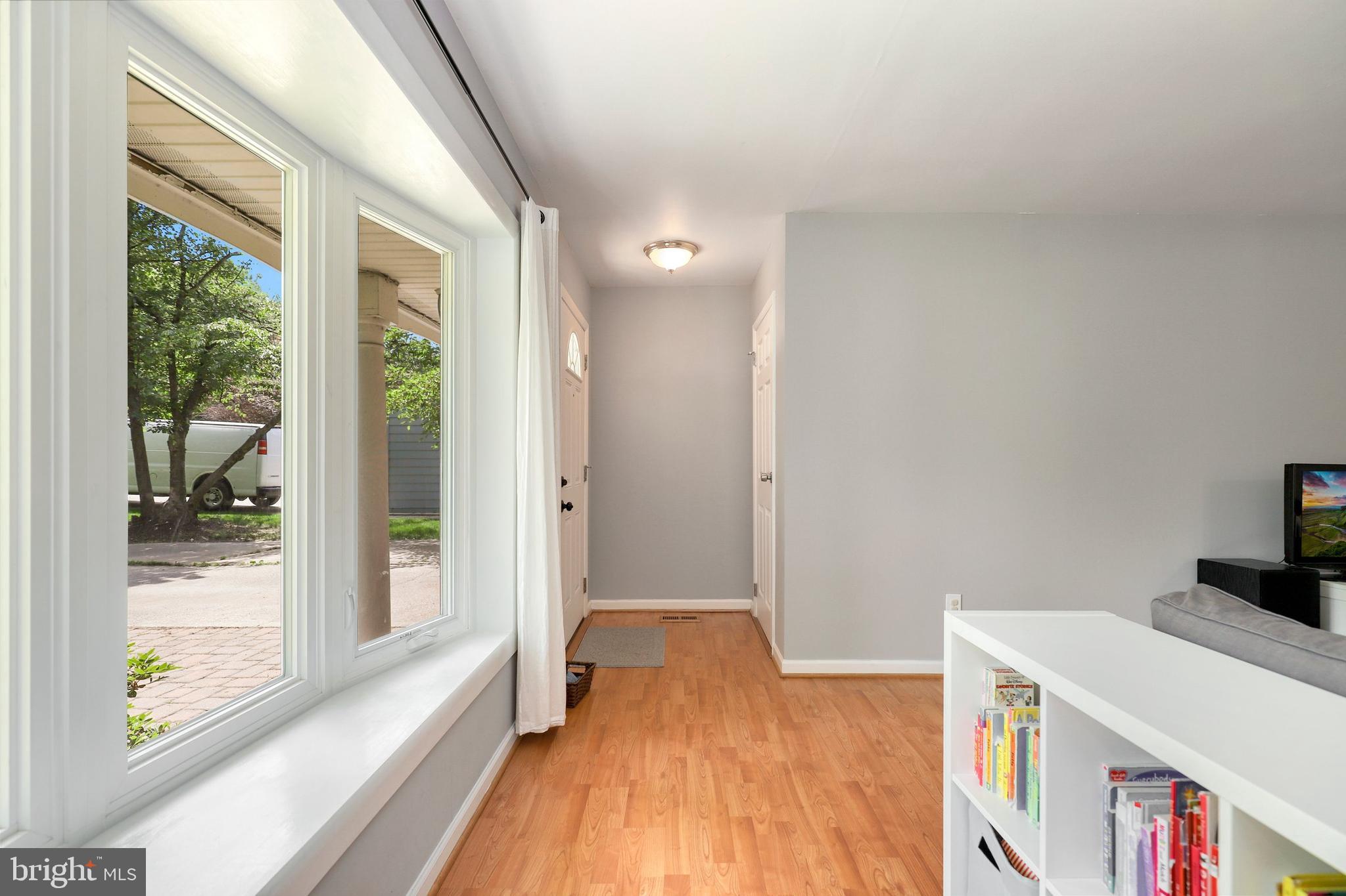 8608 Contee Road Laurel, MD 20708 - Photo 3 of 37