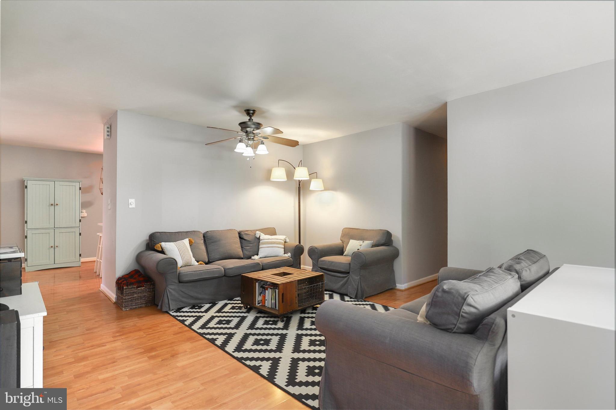 8608 Contee Road Laurel, MD 20708 - Photo 4 of 37