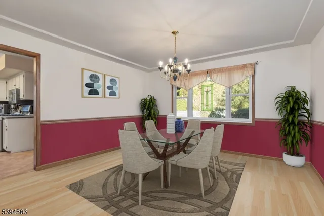 $780,000 | 16 Dartmouth Road, Annandale, NJ 08801