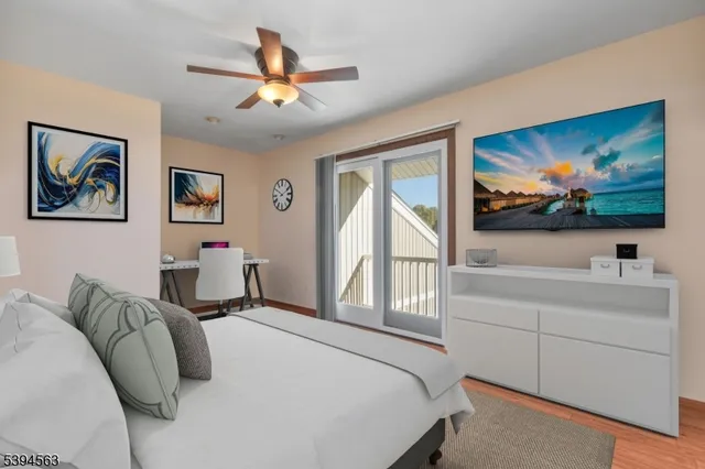 $780,000 | 16 Dartmouth Road, Annandale, NJ 08801