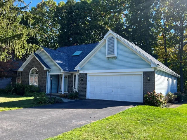 $350,000 | 179 Kentucky Crossing, Greece, NY 14612