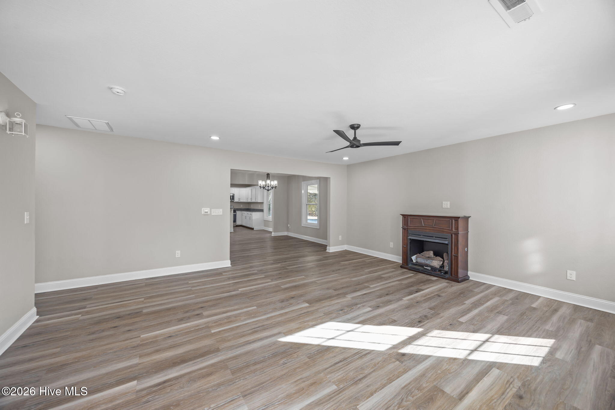 6831 Terra Ceia Road Pantego, NC 27860 - Photo 10 of 51 009 Living Room 1