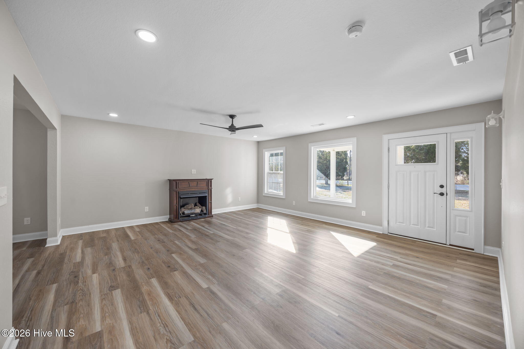 6831 Terra Ceia Road Pantego, NC 27860 - Photo 12 of 51 011 Living Room 3