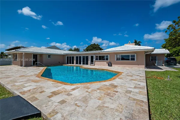 $3,890,000 | 14021 Southwest 97th Avenue, Miami, FL 33176