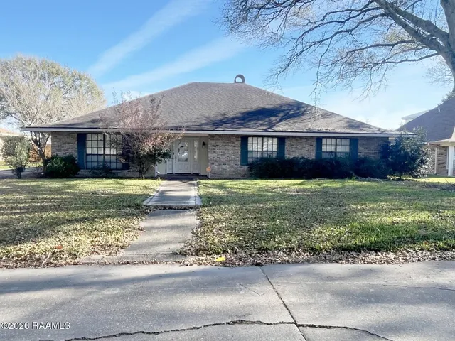 $159,500 | 1612 Southwood Drive, New Iberia, LA 70560