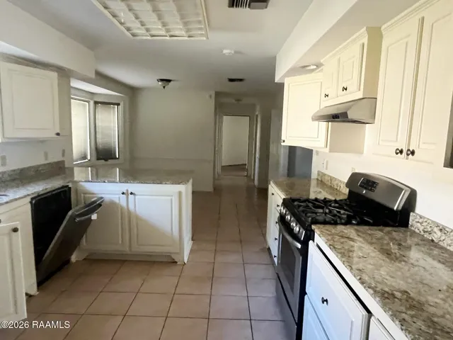 $159,500 | 1612 Southwood Drive, New Iberia, LA 70560