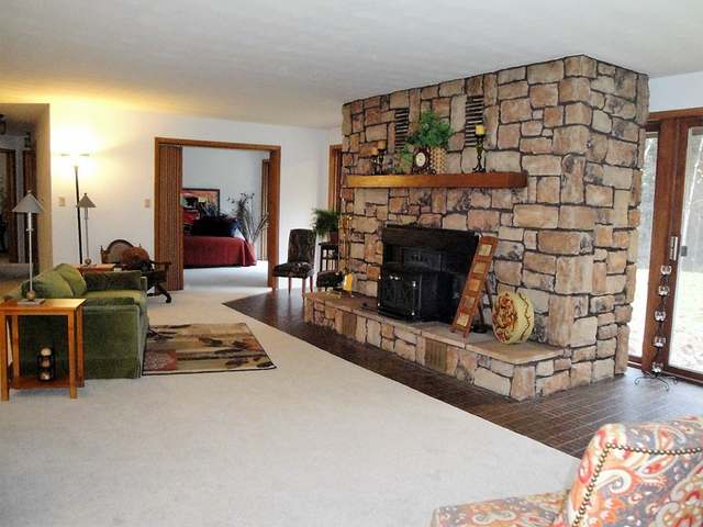 6983 Lake Mildred Road Rhinelander, WI 54501 - Photo 3 of 20 Gallery Image 3