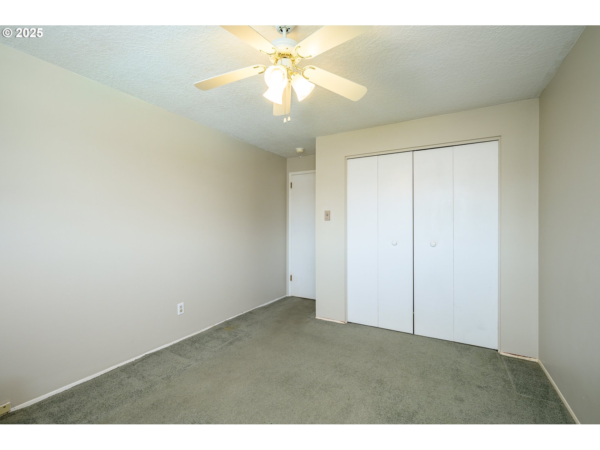 1619 Thompson Road Woodburn, OR 97071 - Photo 19 of 37 Gallery Image 19