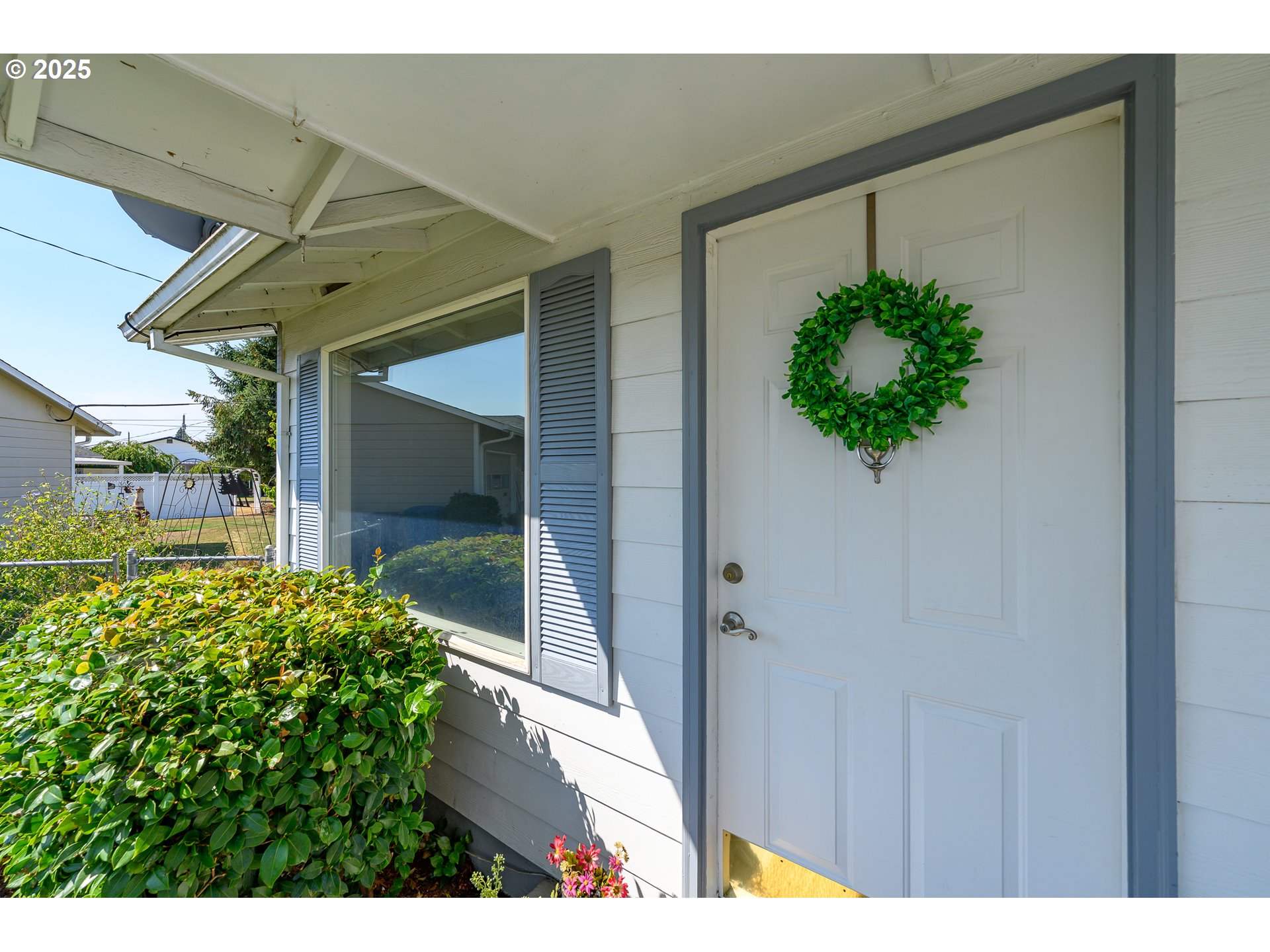 1619 Thompson Road Woodburn, OR 97071 - Photo 4 of 37 Gallery Image 4