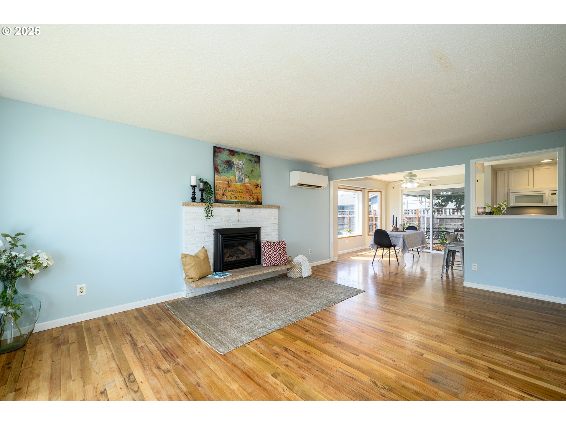 1619 Thompson Road Woodburn, OR 97071 - Photo 6 of 37 Gallery Image 6