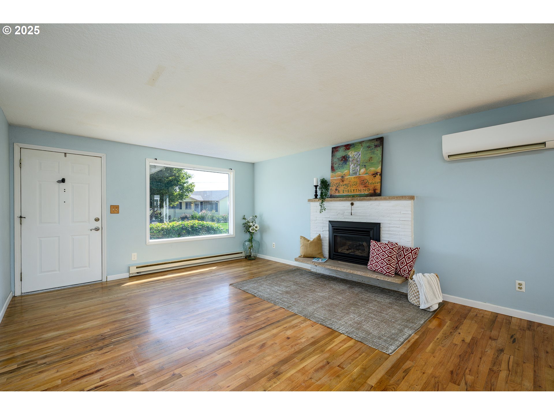 1619 Thompson Road Woodburn, OR 97071 - Photo 8 of 37 Gallery Image 8