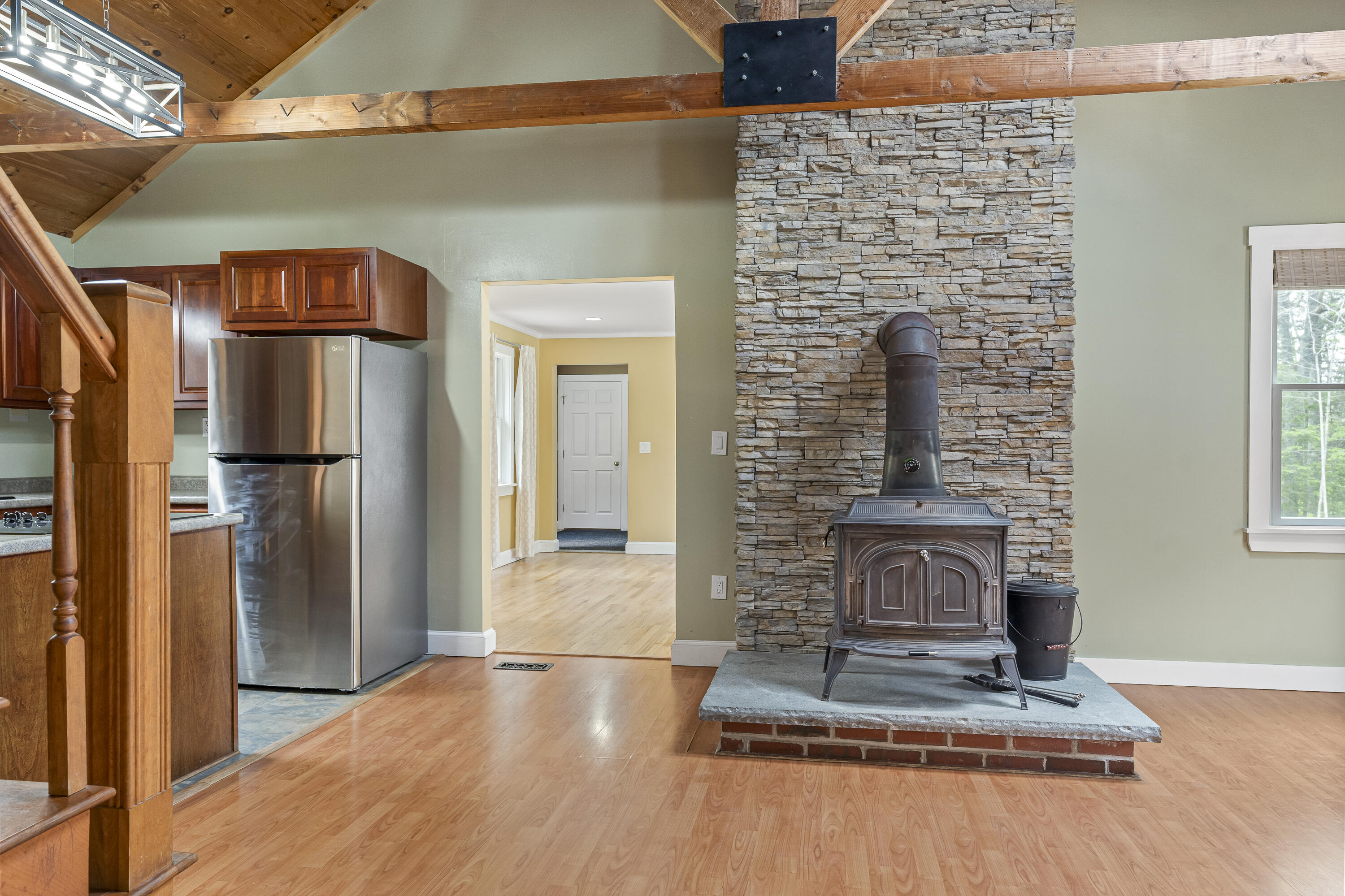 936 Highway 129 Walpole, ME 04573 - Photo 27 of 50 Into Sitting_TV room 936 ME-129 Walpole,
