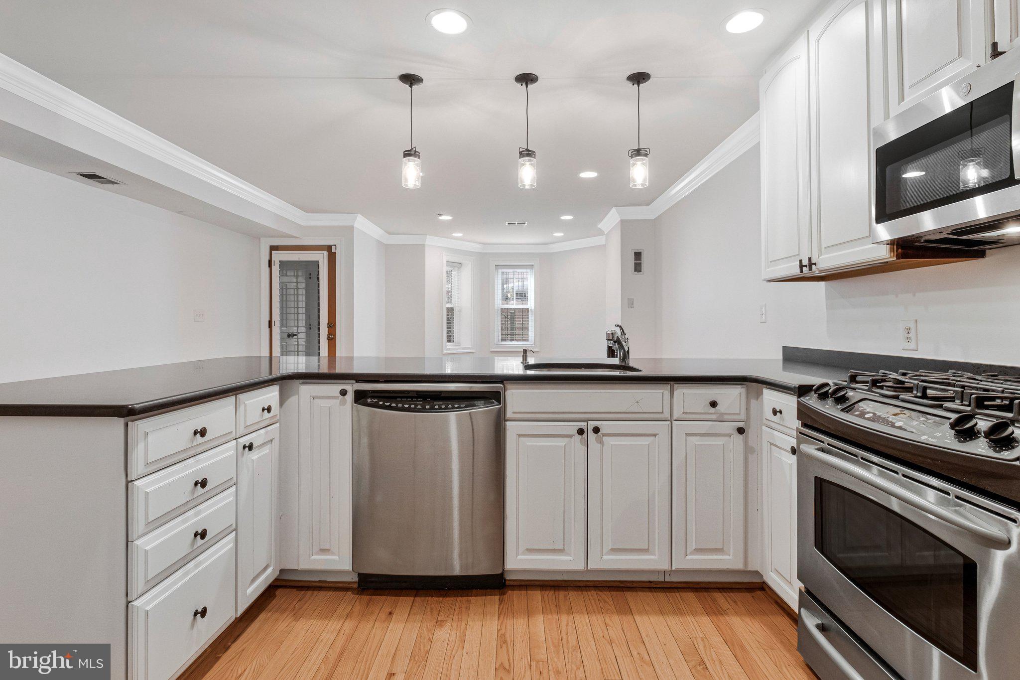 629 4th Street Northeast, Unit 1 Washington, DC 20002 - Photo 4 of 28