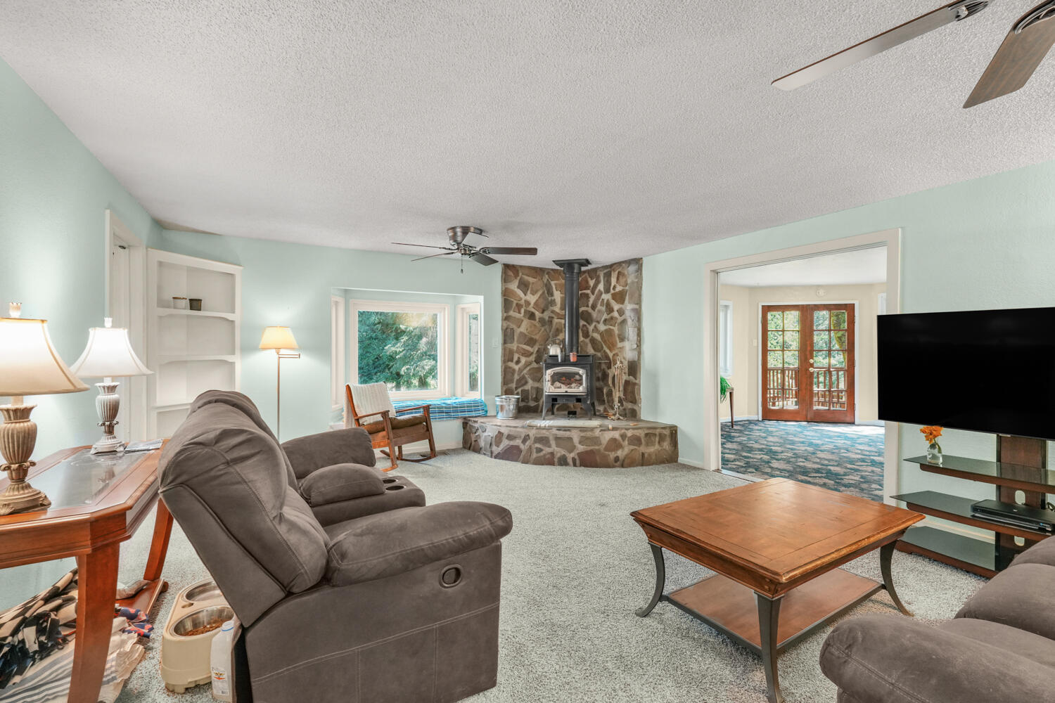 1381 Oak Hill Road Roseburg, OR 97471 - Photo 7 of 47 DSC00798