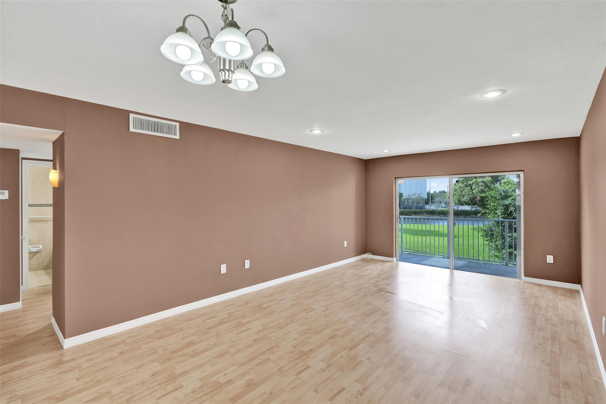 7580 Southwest 82nd Street Miami, FL 33143 - Photo 8 of 23 a view of an empty room with a window