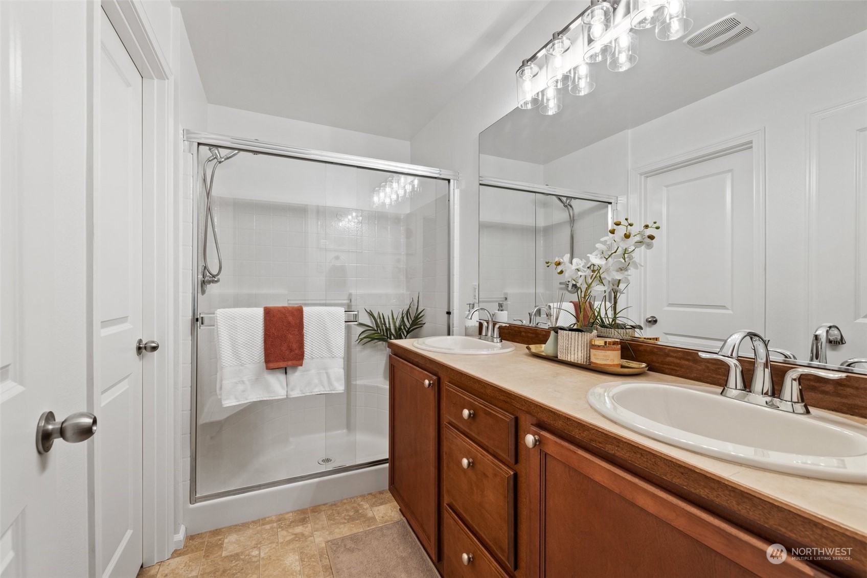 10715 Ross Road, Unit B Bothell, WA 98011 - Photo 17 of 21
