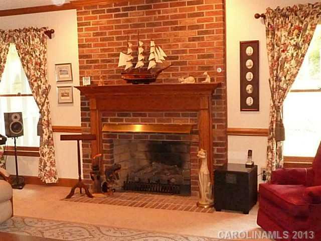 1165 Ben Black Road Midland, NC 28107 - Photo 5 of 16 Gallery Image 5