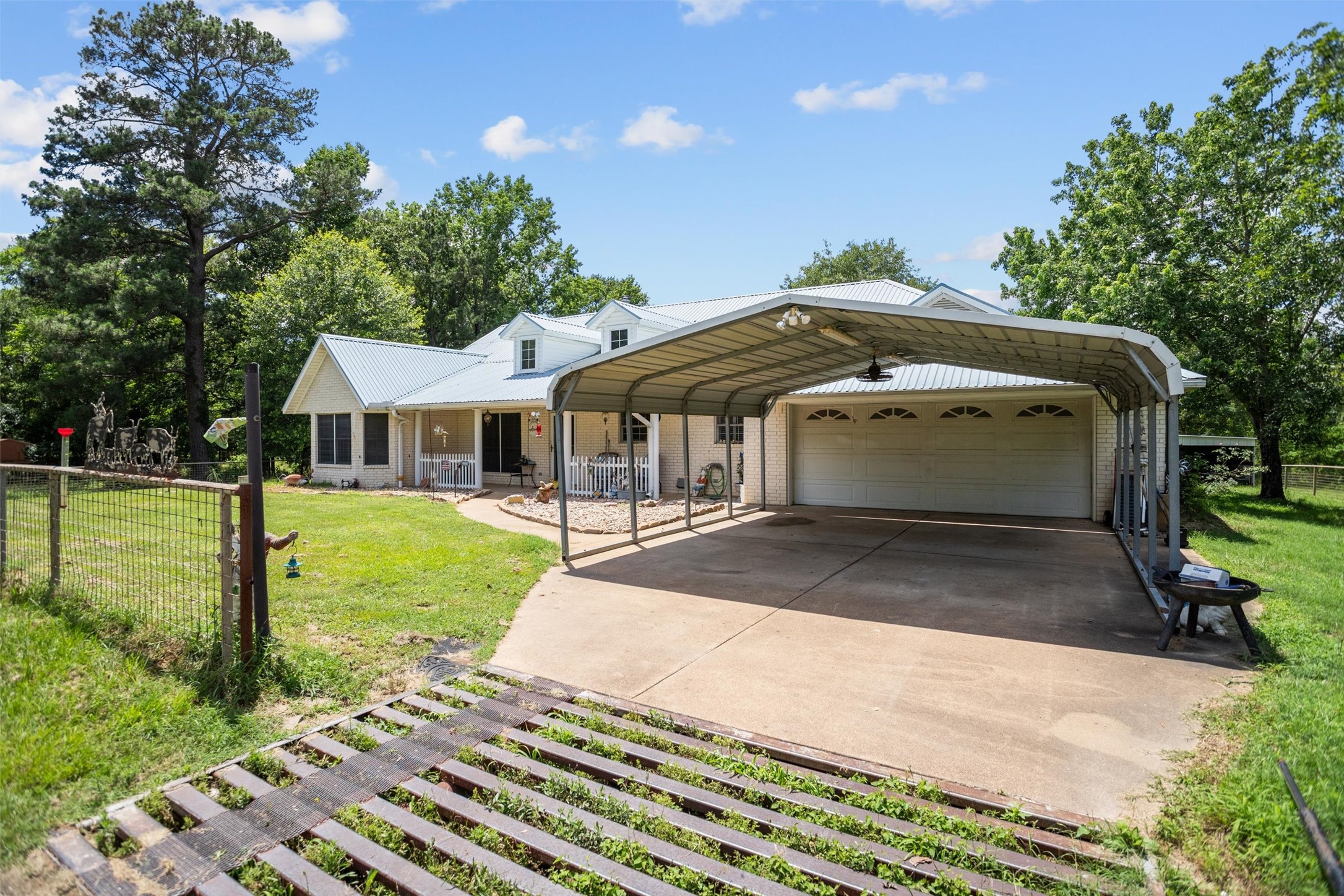 2379 Fm 1817 Elkhart, TX 75839 - Photo 26 of 30