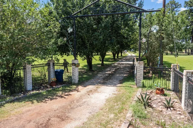 $675,000 | 2379 Fm 1817, Elkhart, TX 75839