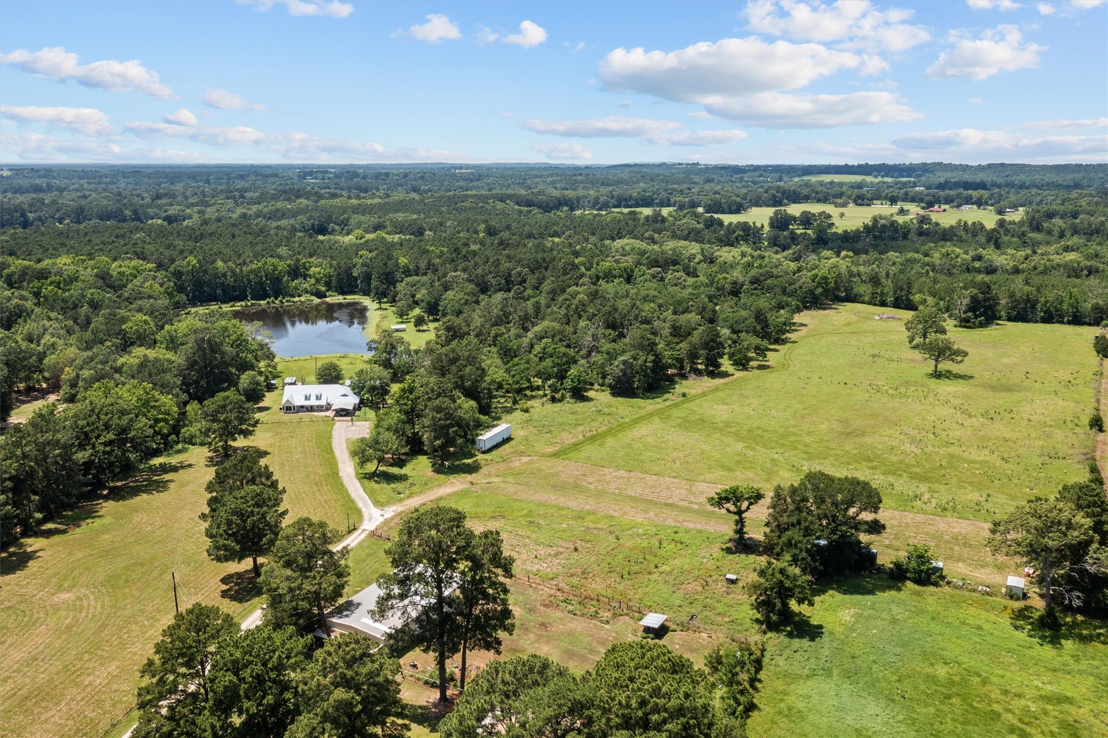 2379 Fm 1817 Elkhart, TX 75839 - Photo 4 of 30