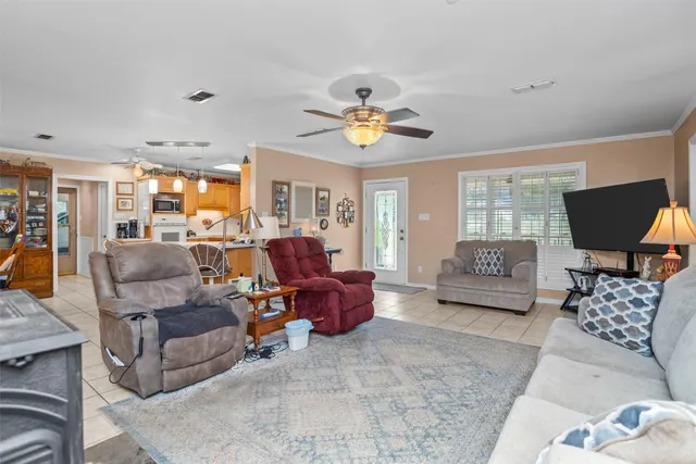 $675,000 | 2379 Fm 1817, Elkhart, TX 75839