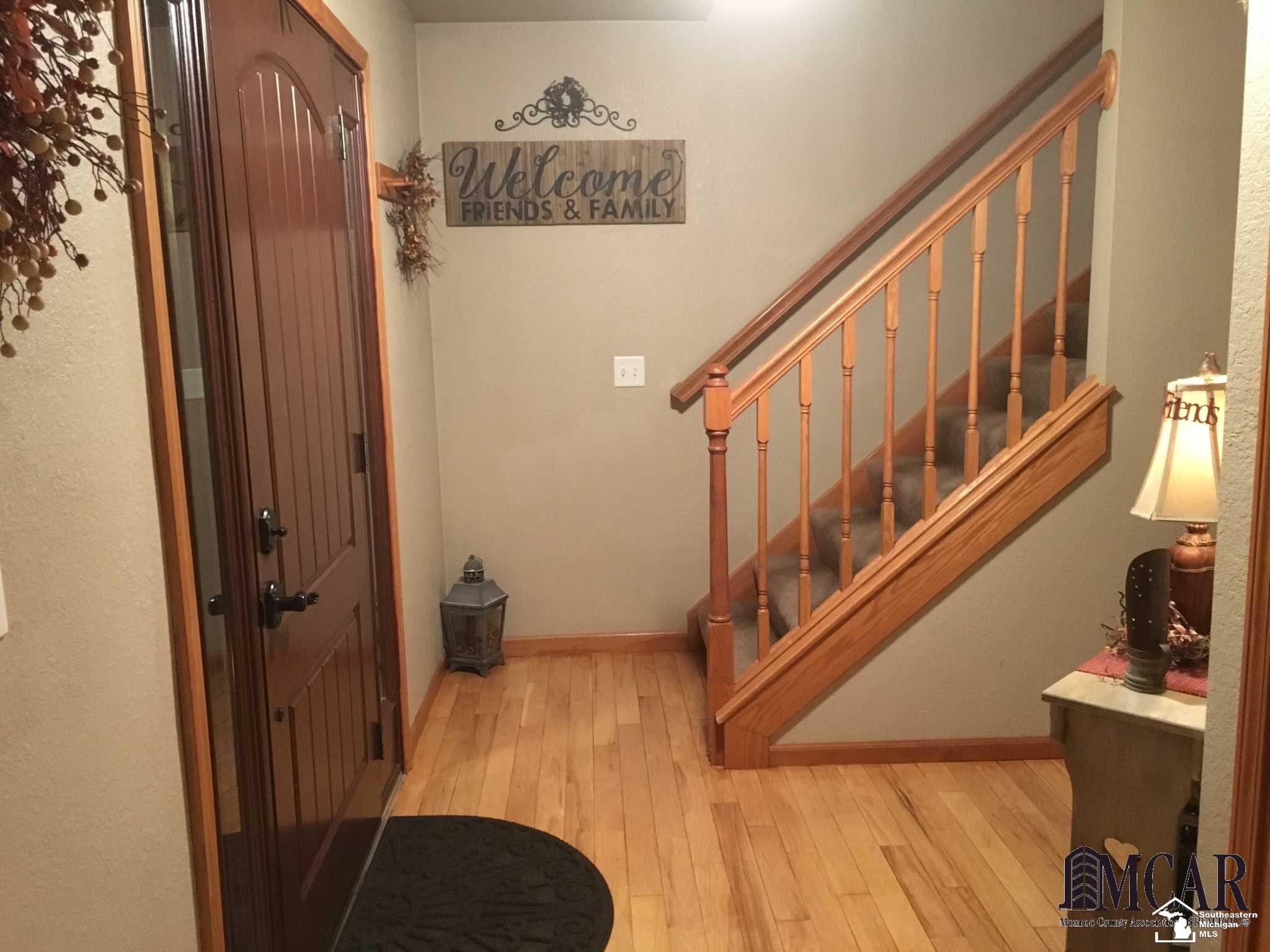 968 Eagle Ridge Trail Temperance, MI 48182 - Photo 9 of 44 21408157-8.JPG