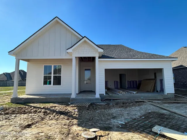 $285,600 | 111 Lilian Lane, Maurice, LA 70555