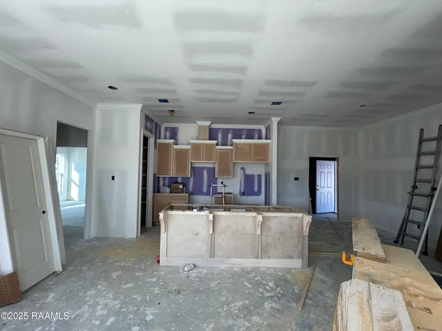 $285,600 | 111 Lilian Lane, Maurice, LA 70555