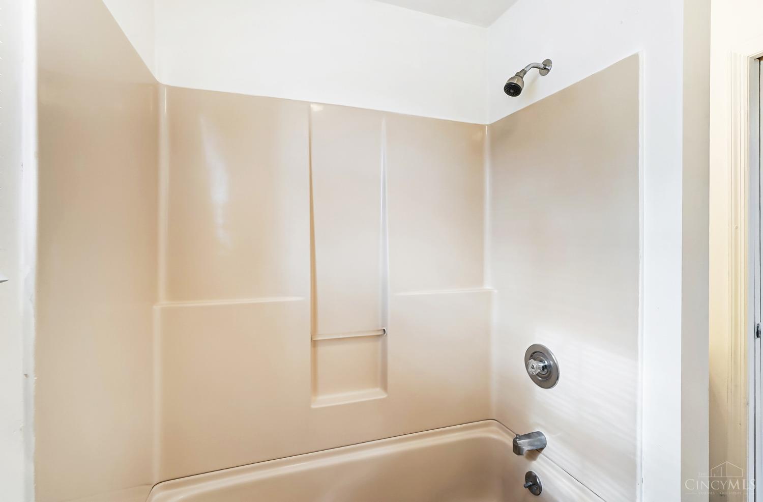 809 Wells Street Cincinnati, OH 45205 - Photo 26 of 39 Gallery Image 26