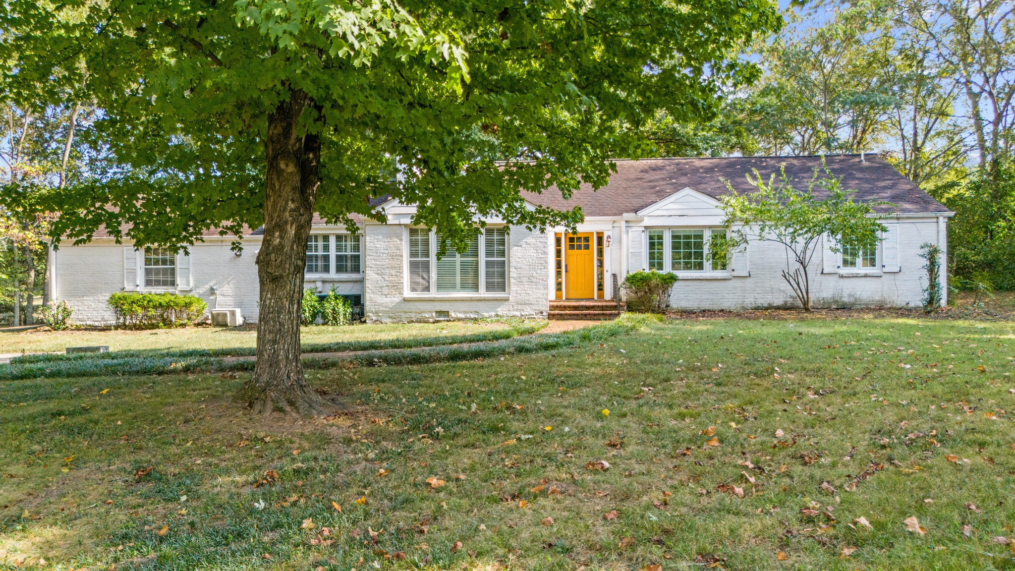 6325 Robin Hill Road Nashville, TN 37205 - Photo 1 of 47 Gallery Image 1