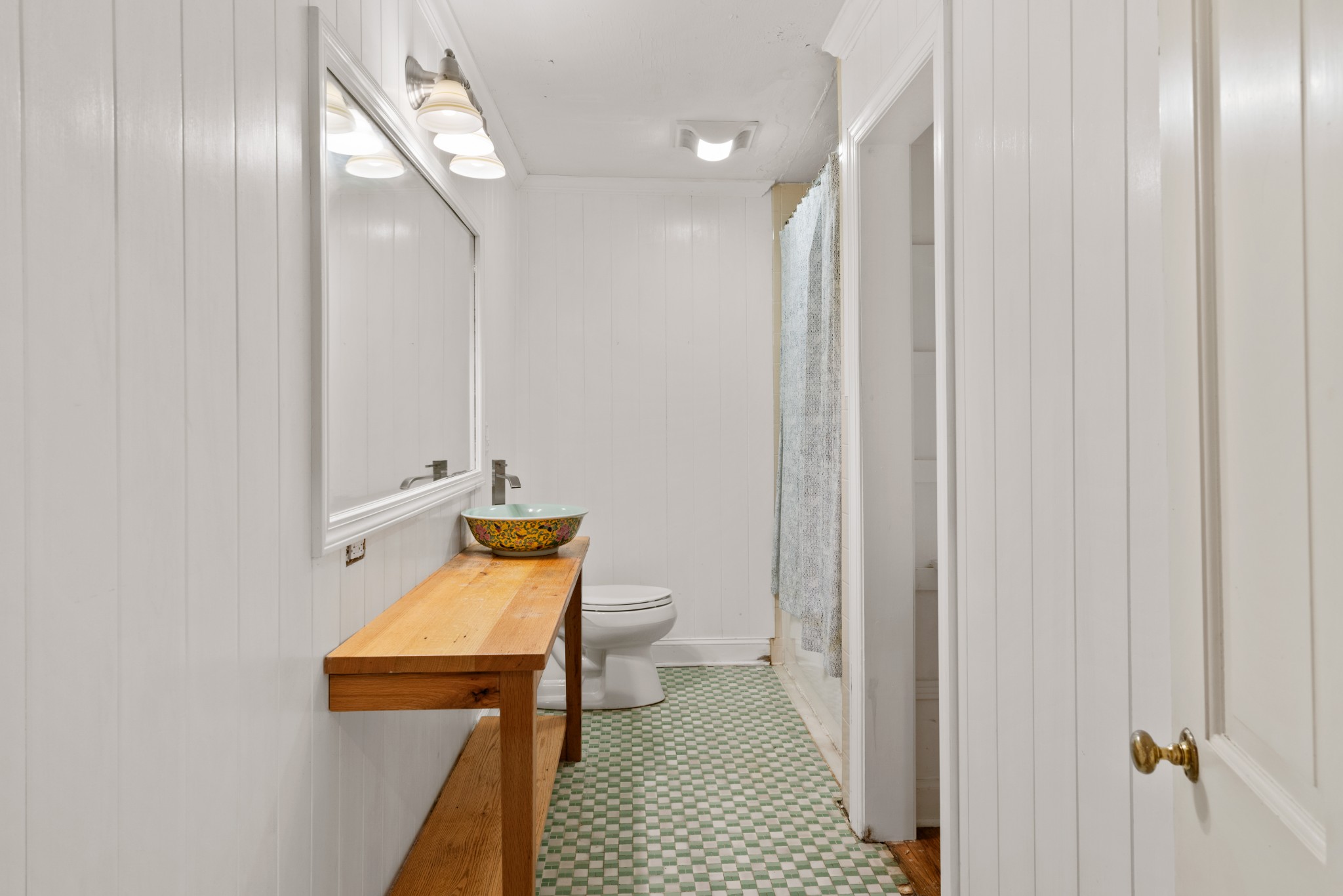6325 Robin Hill Road Nashville, TN 37205 - Photo 27 of 47 vintage tile floor