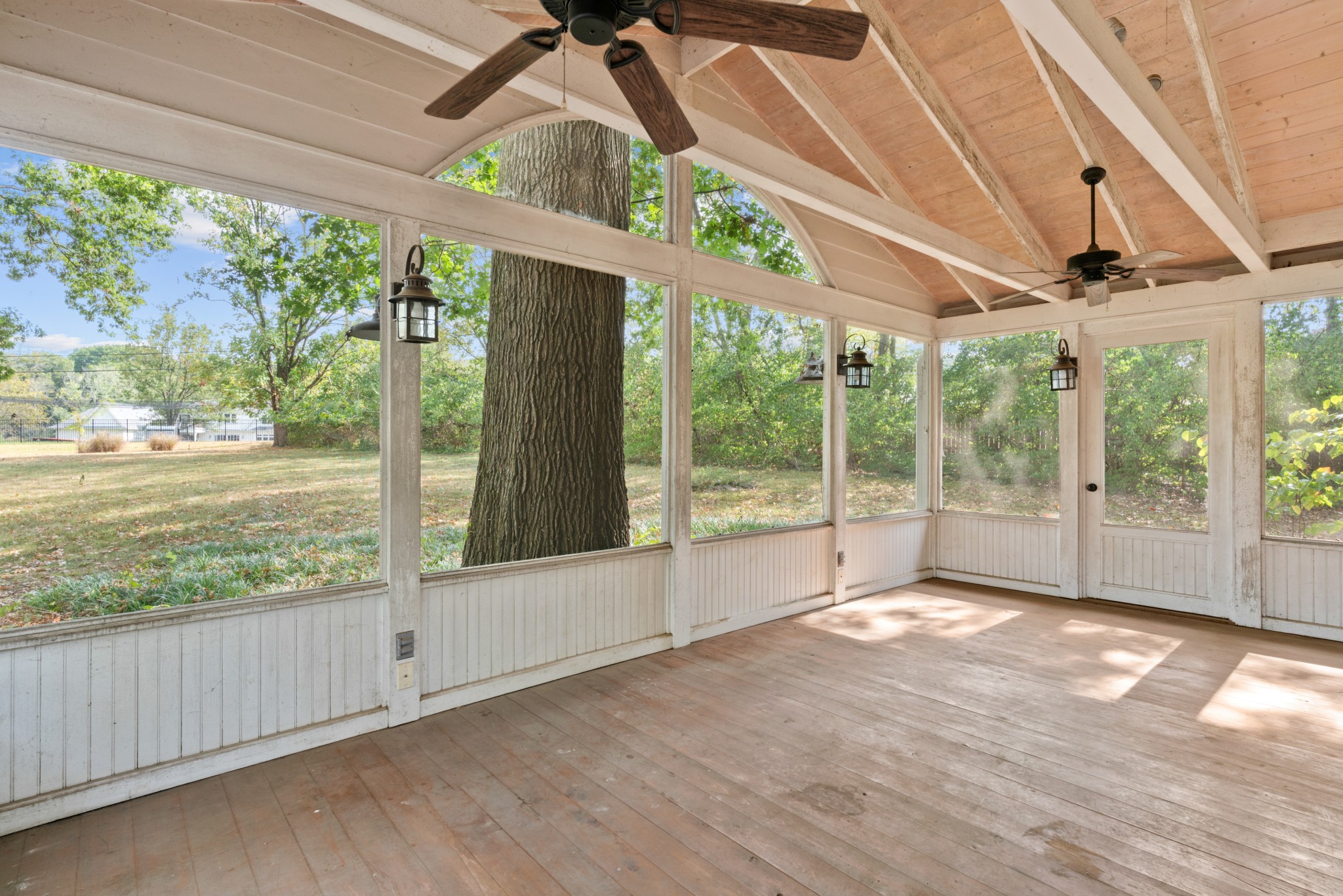 6325 Robin Hill Road Nashville, TN 37205 - Photo 34 of 47 Gallery Image 34