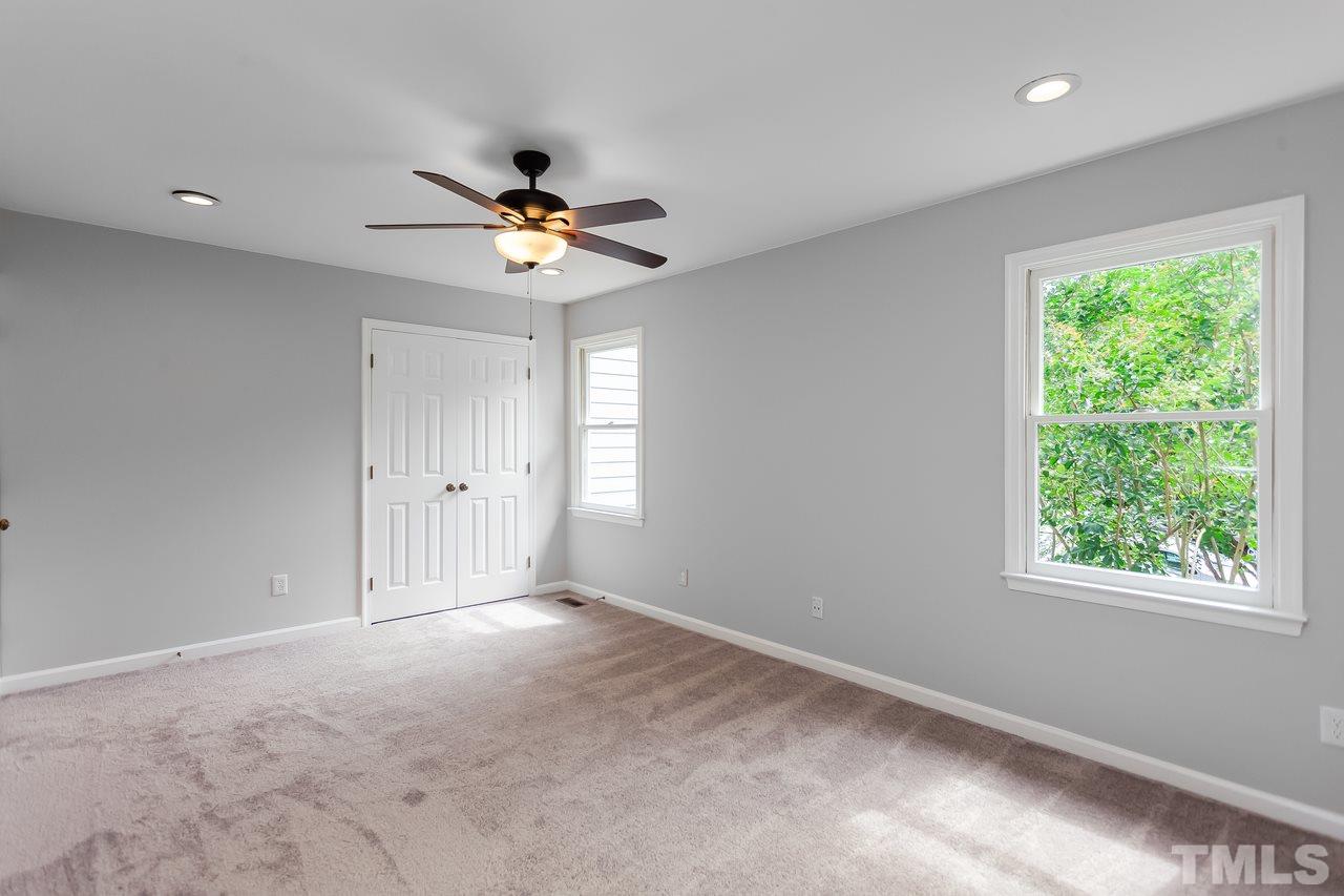 6903 Saxby Court Raleigh, NC 27613 - Photo 9 of 11