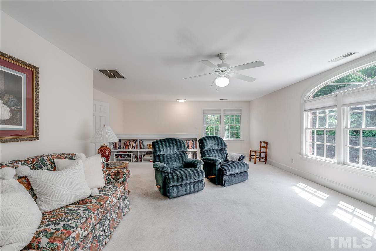 1009 Erins Way Lane Raleigh, NC 27614 - Photo 22 of 30 Gallery Image 22