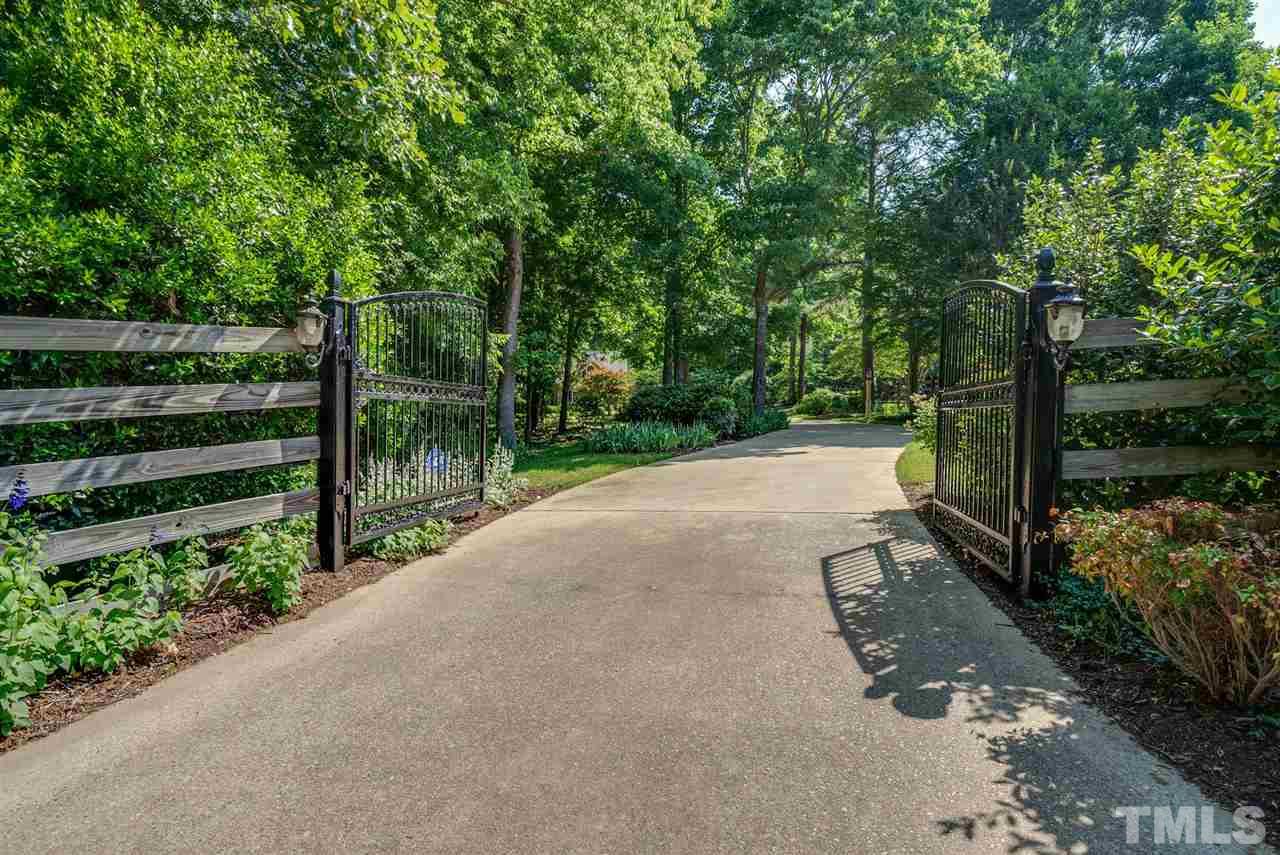1009 Erins Way Lane Raleigh, NC 27614 - Photo 5 of 30 Gallery Image 5
