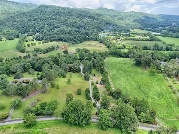 $1,650,000 | 1422 Wolffork Road, Rabun Gap, GA 30568