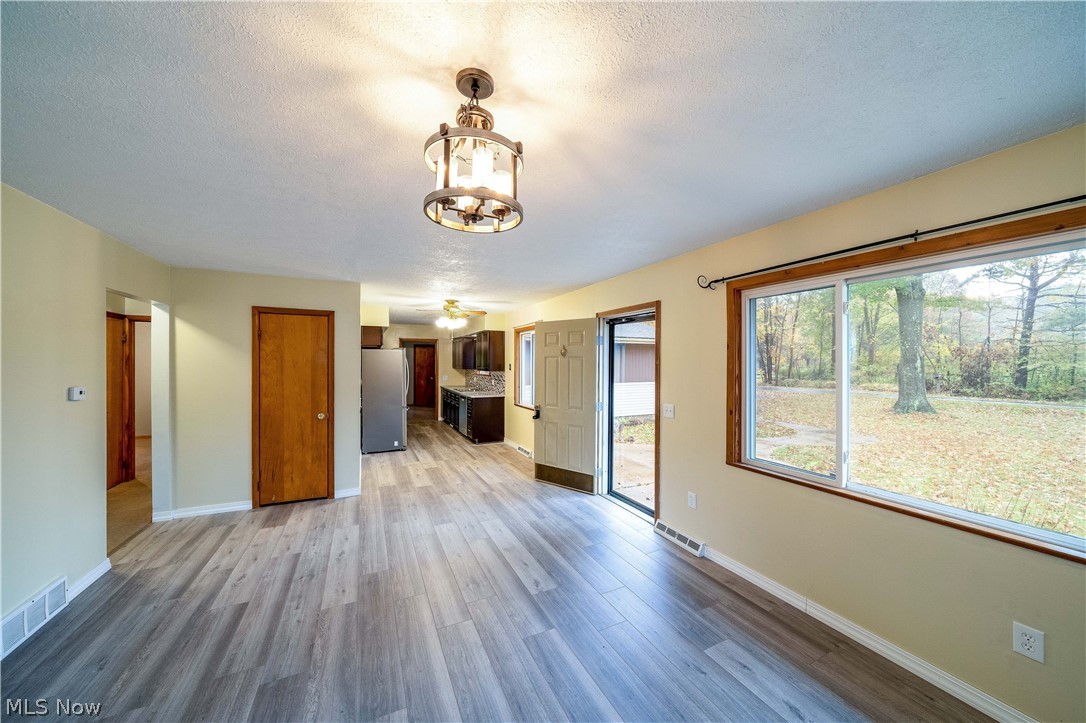 9597 Colton Road Windham, OH 44288 - Photo 6 of 30 Gallery Image 6
