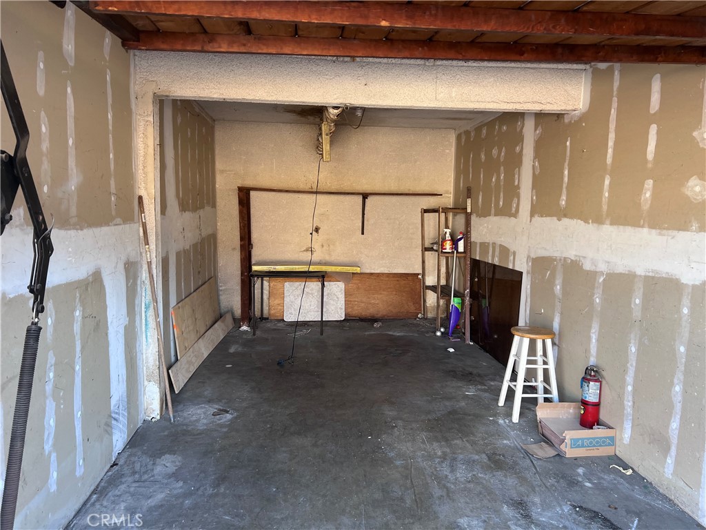 8954 South Gate South Gate, CA 90280 - Photo 22 of 31