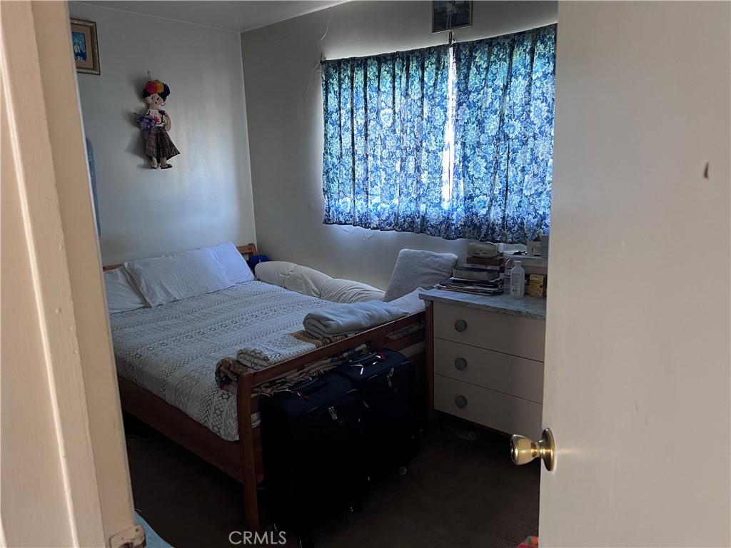 8954 South Gate South Gate, CA 90280 - Photo 25 of 31